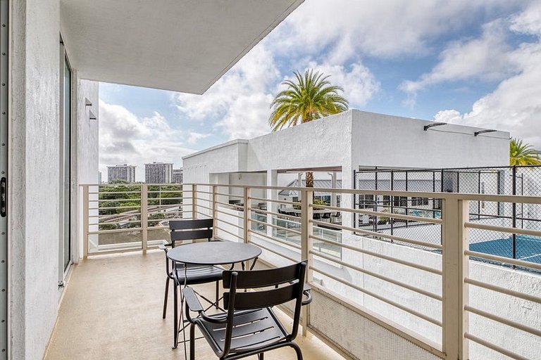 Be MI Brickell Two